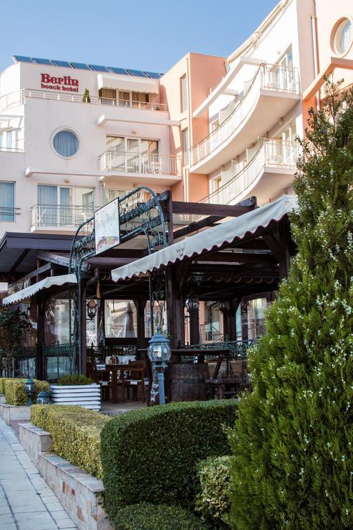 Family Hotel Berlin Beach Свети Влас Екстериор снимка