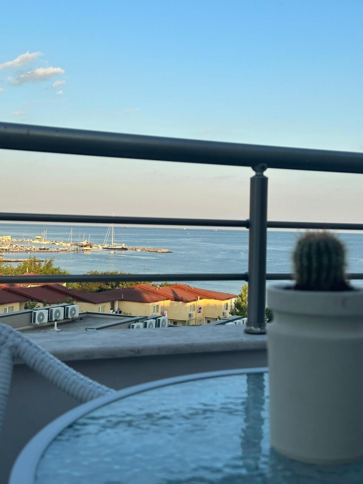Family Hotel Berlin Beach Свети Влас Екстериор снимка