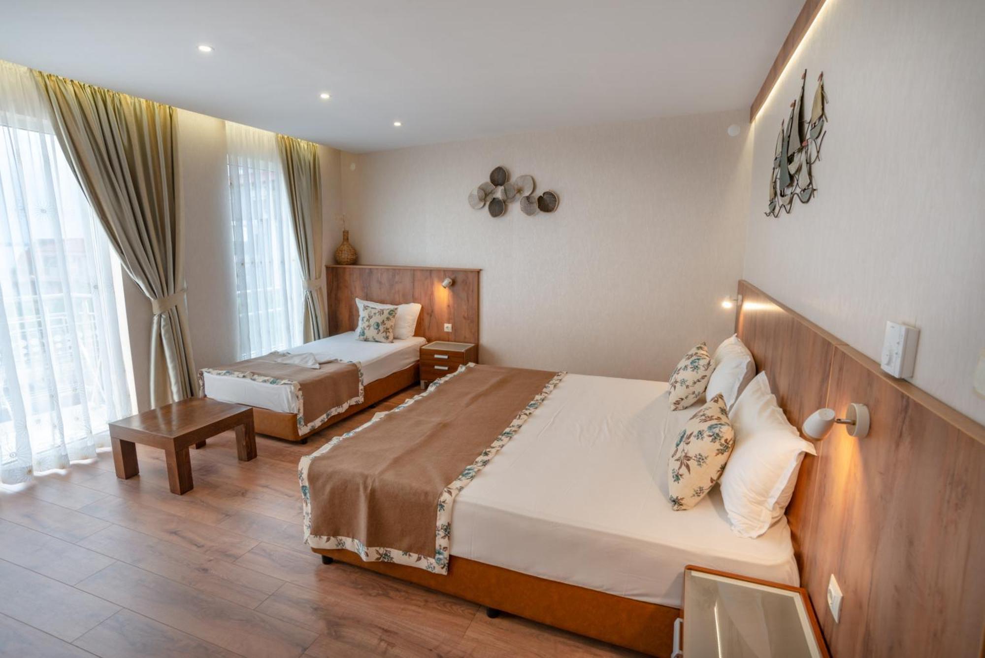 Family Hotel Berlin Beach Свети Влас Стая снимка