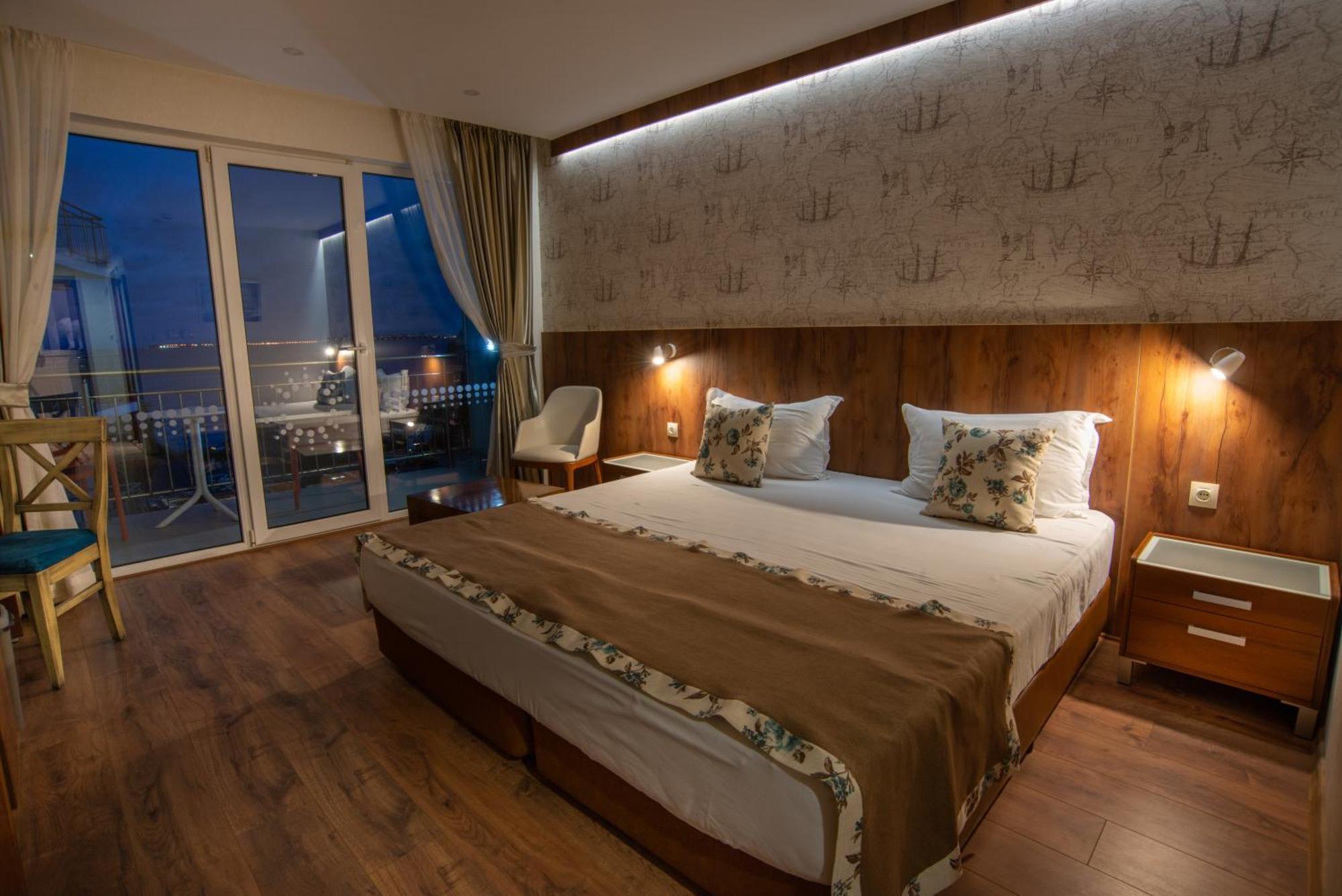 Family Hotel Berlin Beach Свети Влас Стая снимка