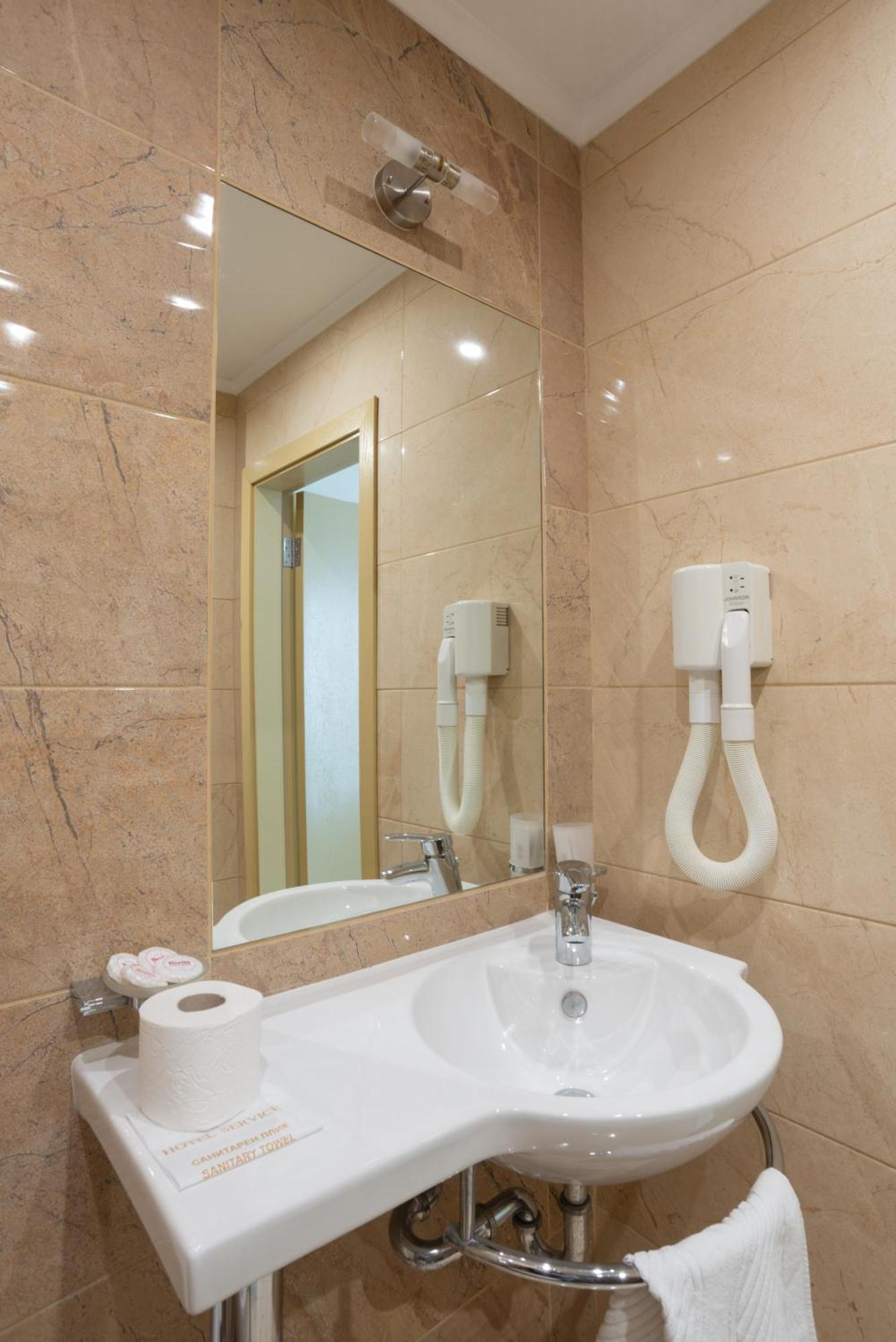 Family Hotel Berlin Beach Свети Влас Стая снимка